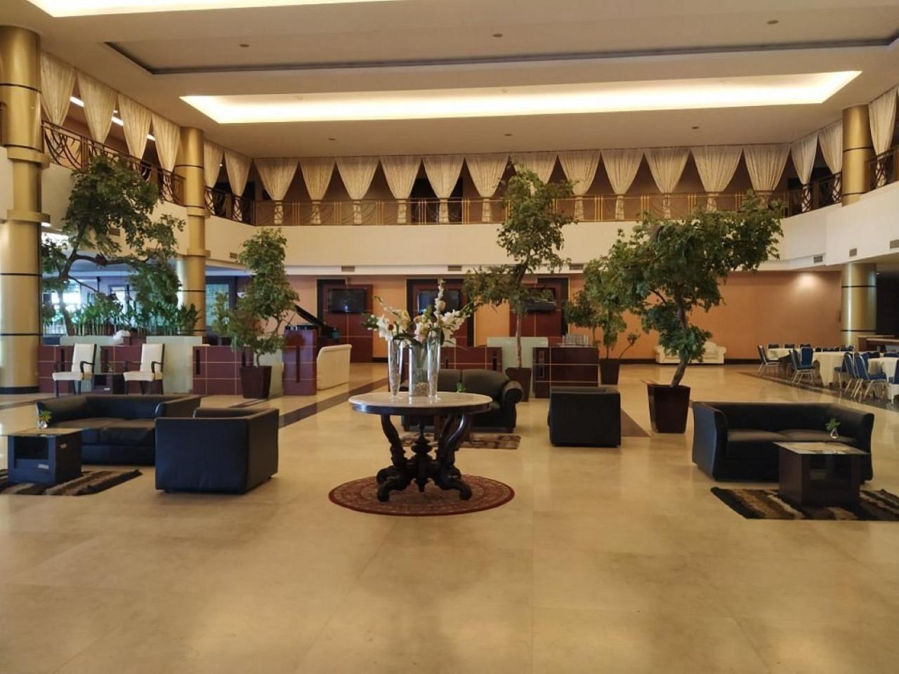 北干巴鲁格朗德精英酒店 外观 照片